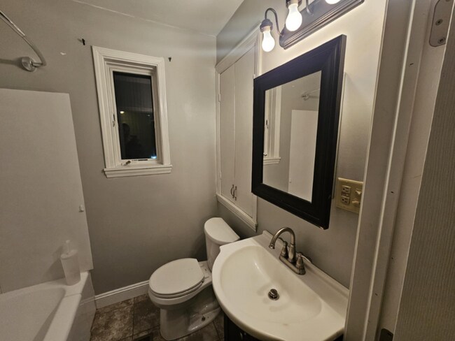 Photo - 139 E 1st Ave