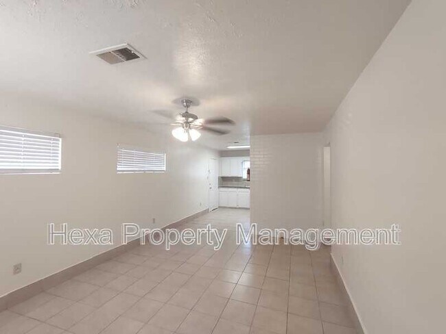 Photo - 4679 Weaver Rd Unit 2 Bedroom  35