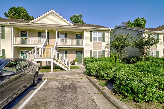 Photo - COMING SOON - Spacious Updated Condo in Gr...