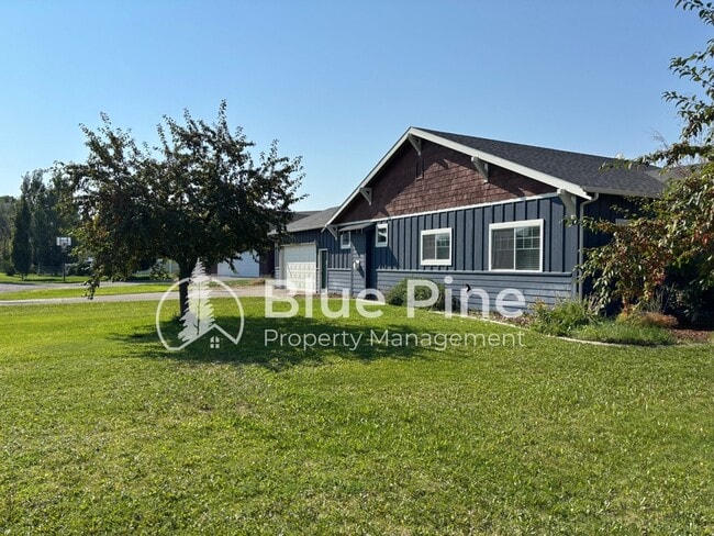 Photo - 3312 E Edwards Dr