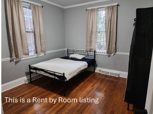 Photo - 558 Avent St