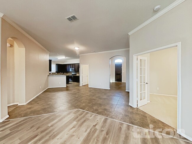 Photo - 1237 Chase Ln