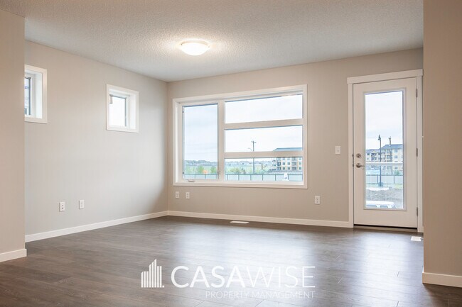 Photo - 17230-1729A 9A Ave SW