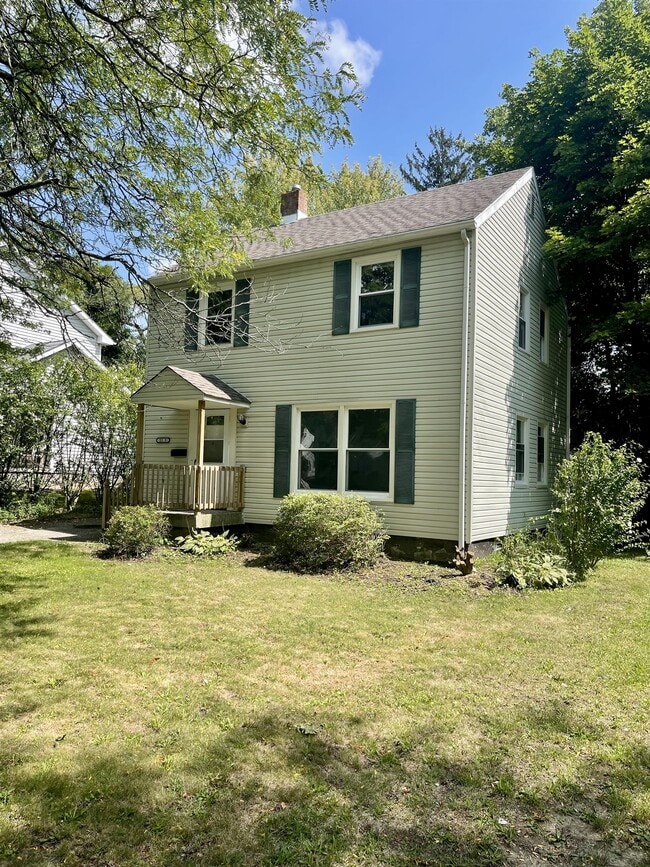 Photo - 1079 Orlando Ave House