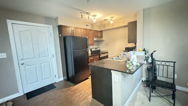 Photo - 7110-380 80 Ave NE