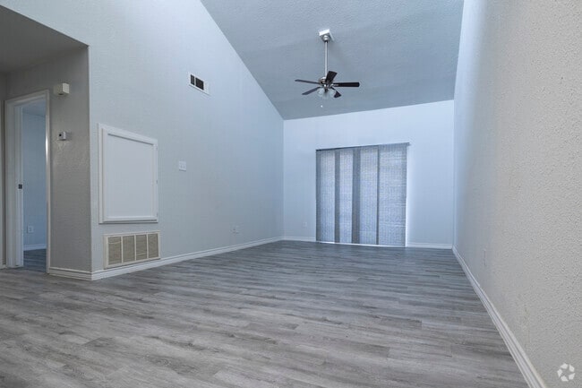 1BR/1BA 521 SF - Living Room (Unit 1)