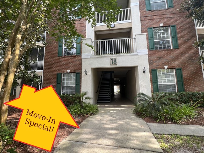 Downstairs 3/2 in The Preserve at Oakleaf - Downstairs 3/2 in The Preserve at Oakleaf Condominio Unidad 1811