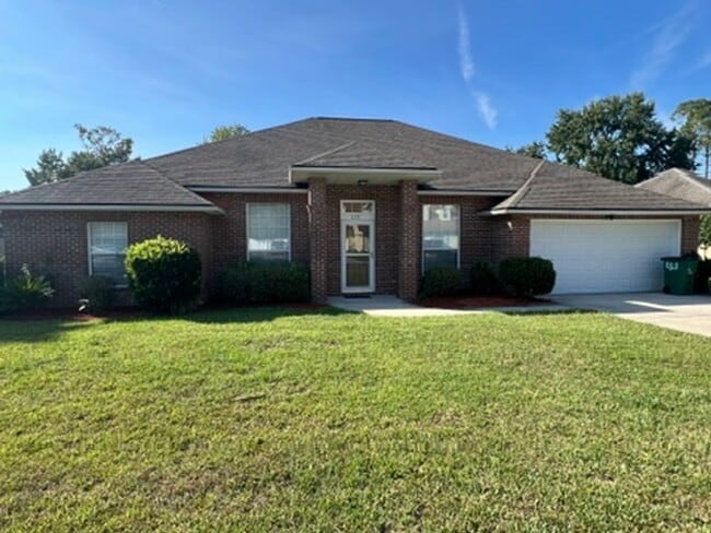Building Photo - 4BR/2BA Home Walking Distance to Mary Lee ...