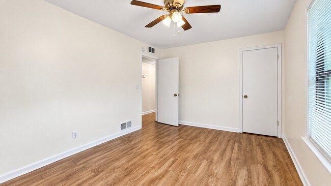 573 Evergreen Terrace Unit 2