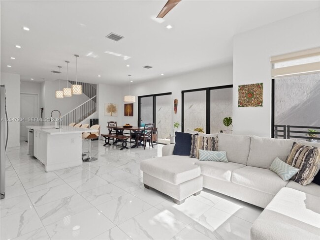 Photo - 4388 NW 81st Ave