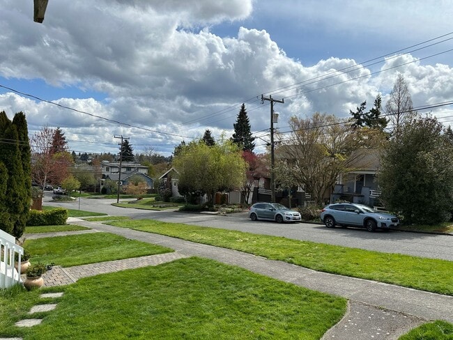 Photo - 540 N 67th St