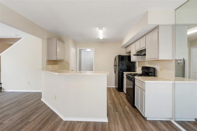 Photo - 1717 Parkfield Cove