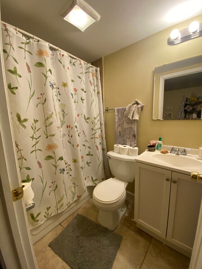 Photo - 1623 W Diamond St