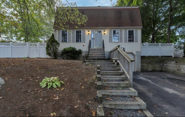 Photo - 577 Winter St