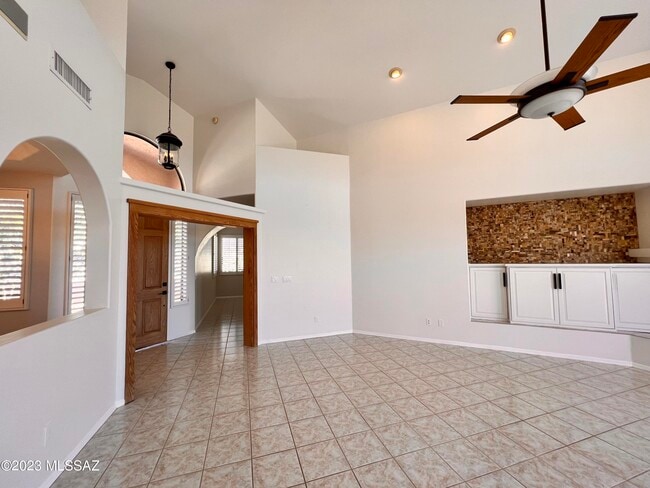 Photo - 10123 N Alder Spring Dr