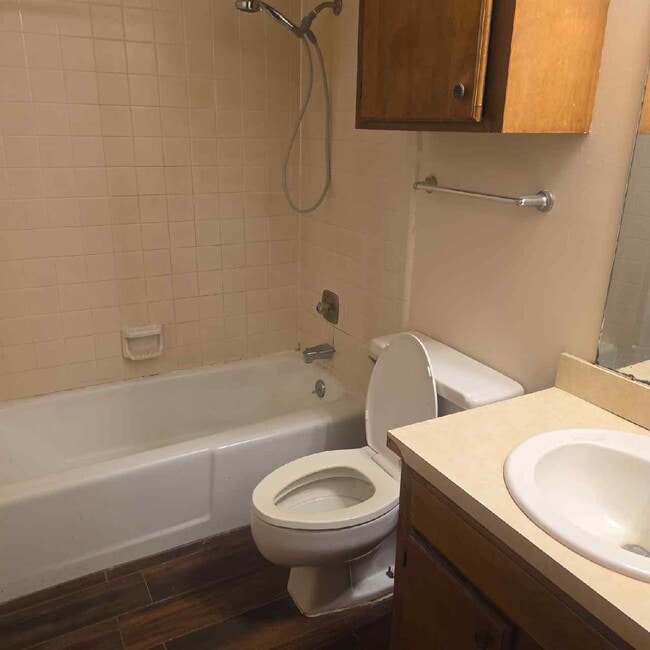 Photo - 1002 Sybil Dr