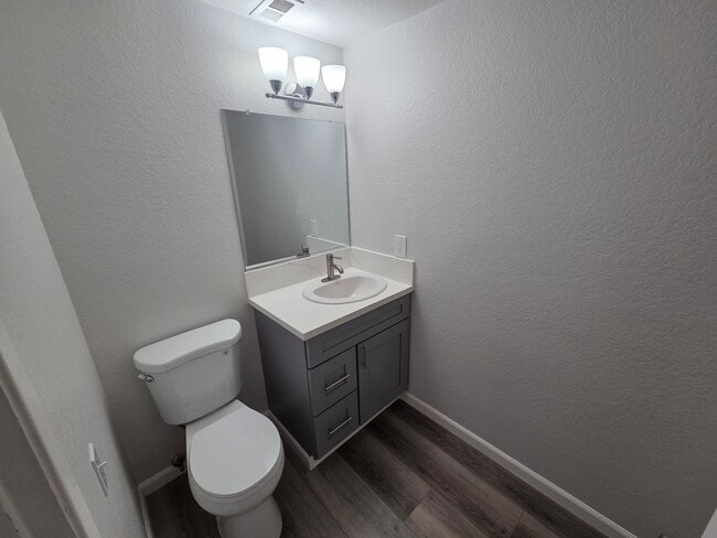Photo - 1826 Lochglen Ct