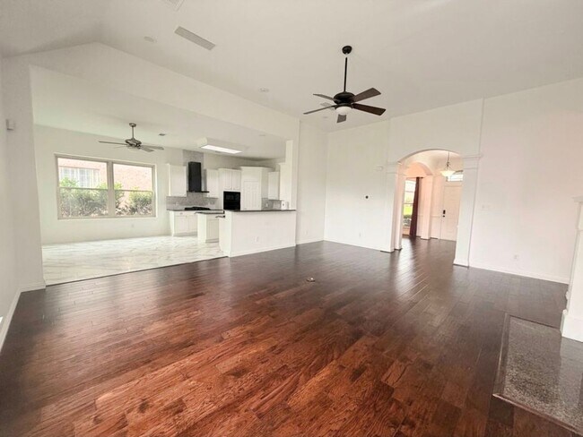 Photo - 11821 Cotswold Dr