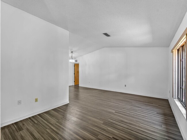 Photo - 8429 Cypress Lake Cir