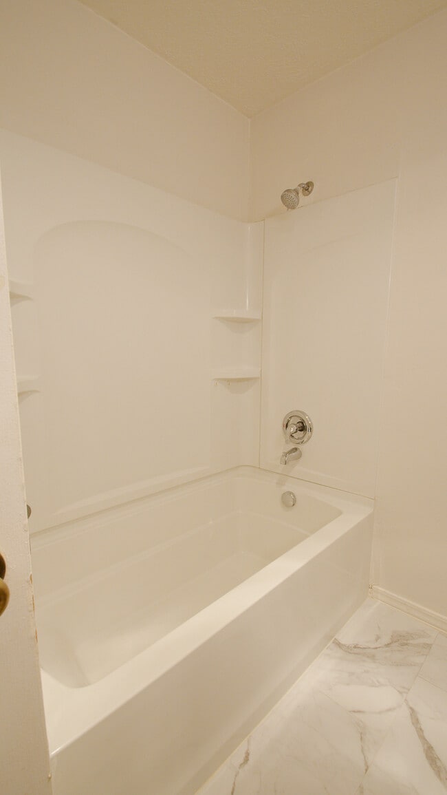 Photo - 2455 S Bluff Rd