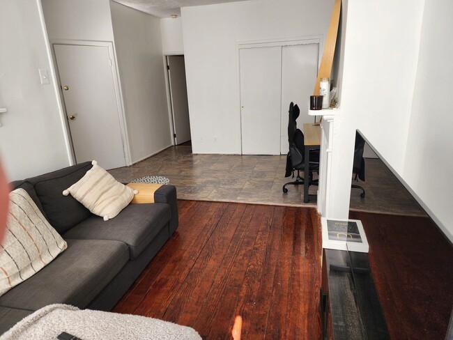 Photo - 337 Pavonia Ave Unit 2