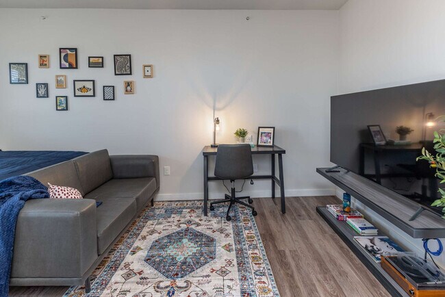 Photo - 2746 Central Pkwy Unit FL4-ID1261722P