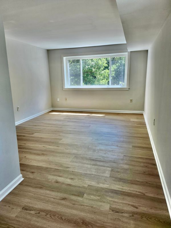 Photo - 2700 Texas Ave SE