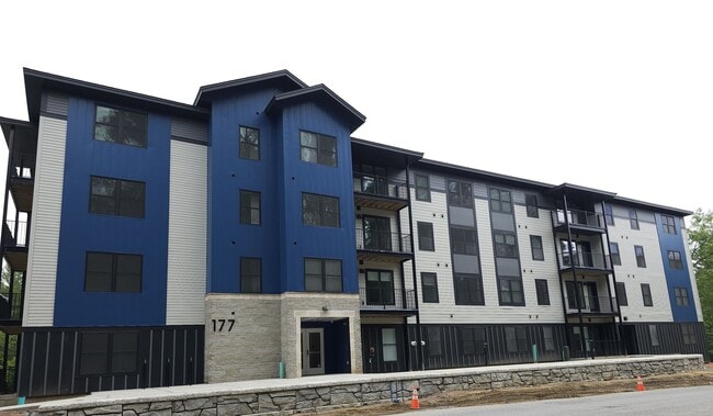 Building Photo - Discover Your New 1-Bedroom Sanctuary Unit 239-205