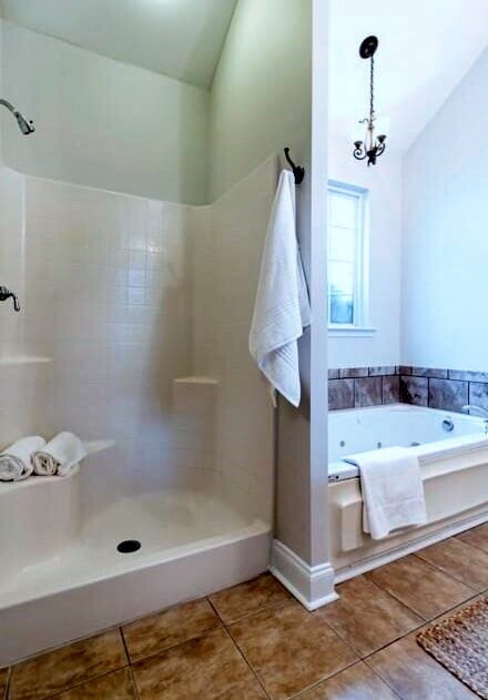 Photo - 598 Bristol Wy