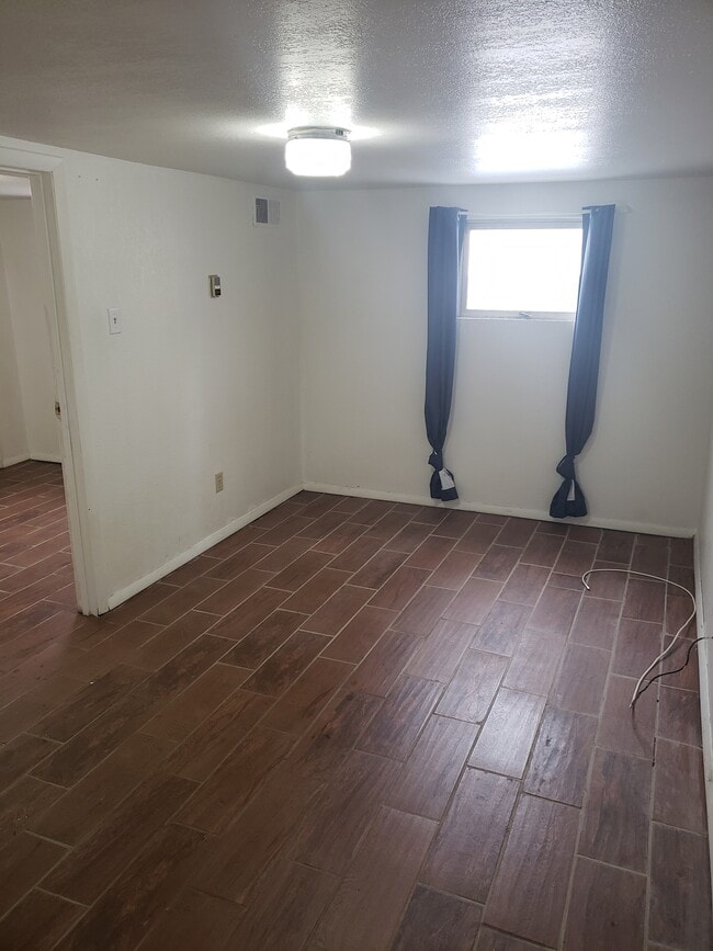 Photo - 3518 Cribbon Ave. Unit Apt 1