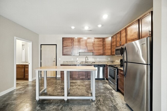 Photo - New Windsor Flats