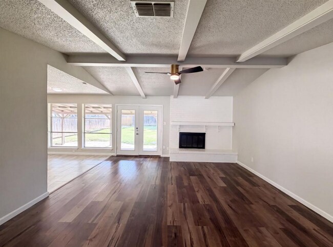 Photo - 2141 Mountainview Dr