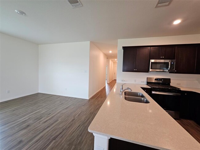 Building Photo - 228 Gabriels Bluff Dr