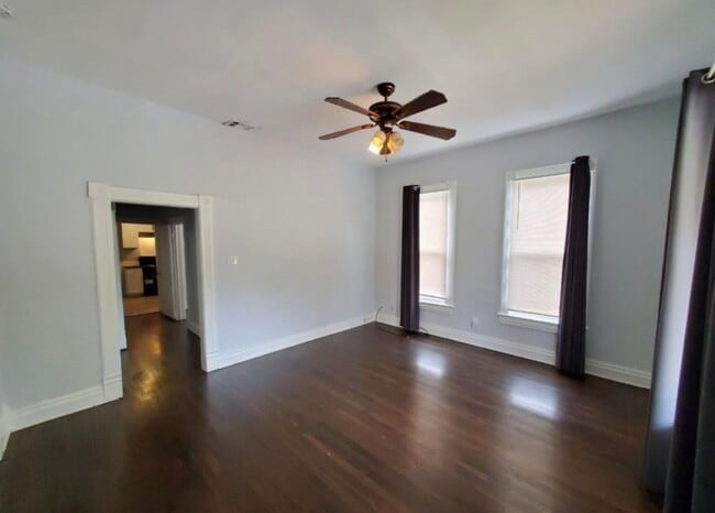 Photo - 2727 Vine St