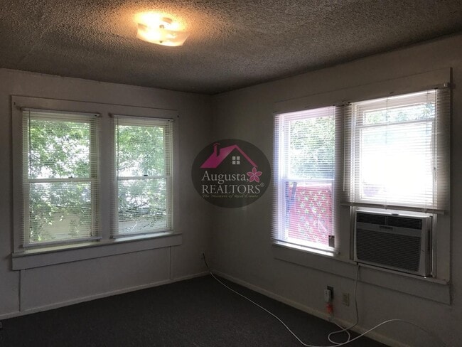 Photo - Weekly-1517 Avenue D Unit 1517 B Upstairs