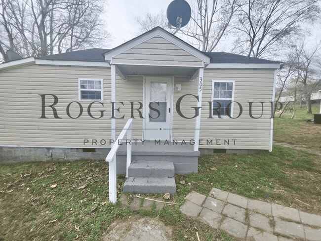 Photo - 305 Perry St