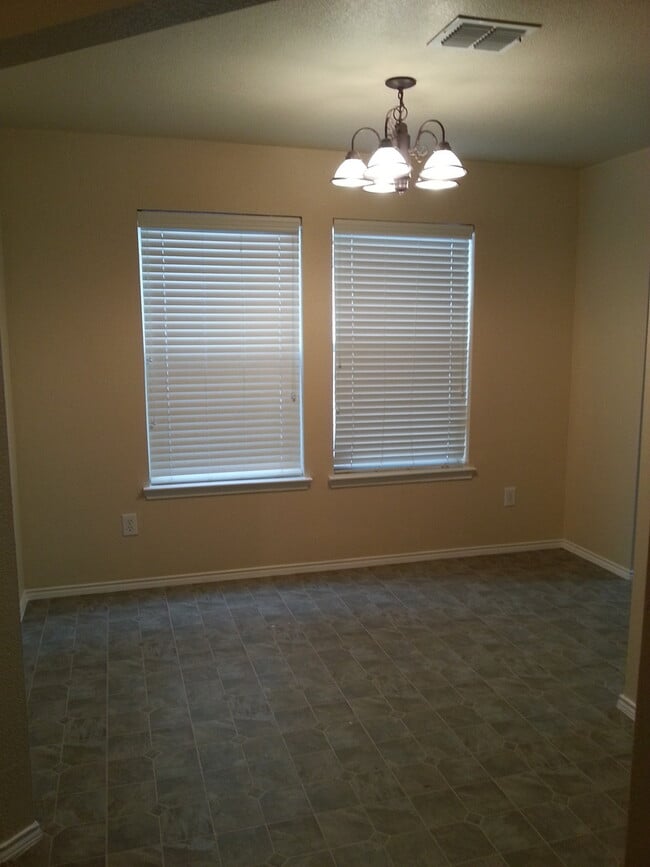 Photo - 3 BEDROOM 1.5 BATHROOMS 1 CAR GARAGE