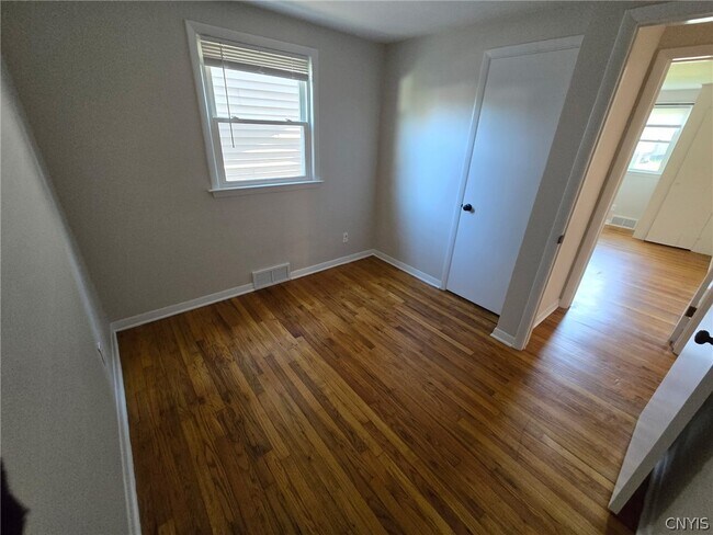 Photo - 202 Stafford Ave