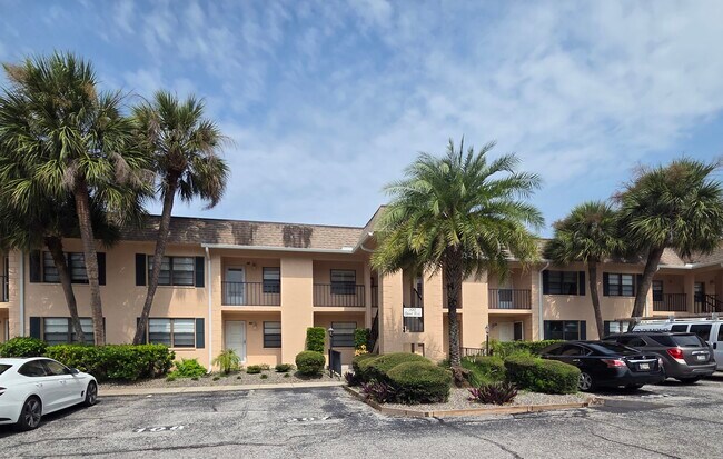 Second floor - 100 Grand Blvd Unit 208