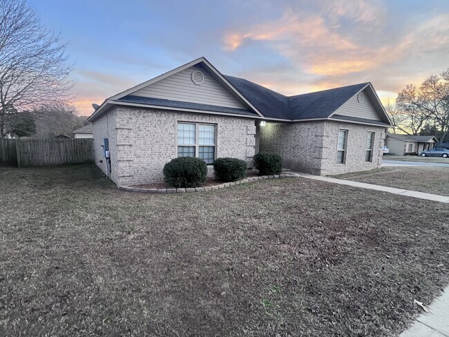 Photo - 2309 S 1st St