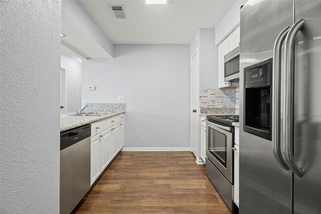 Photo - 8100 Cambridge St Unit 138