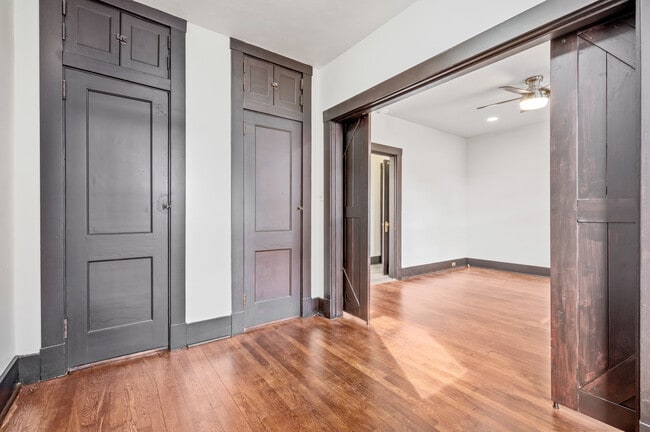 Photo - 227 45th St Unidad 1