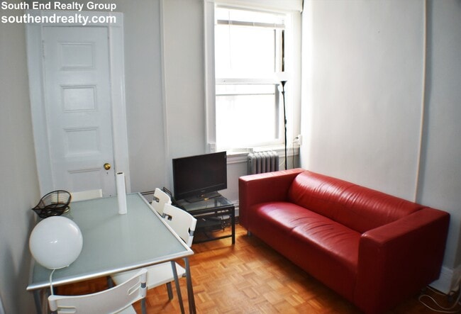 Building Photo - 21 Beacon St Unit 9L