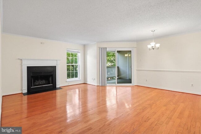Photo - 1527 Lincoln Way Unit 201B