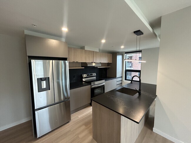 Photo - 5616-5616 South St Unit 409