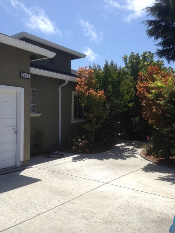 Building Photo - 2150 Clarke Ave Rental