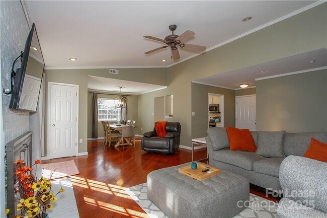 Photo - 9131 Glisson Ct