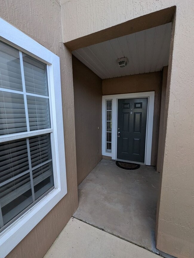 Photo - Charming 2 Bed, 2.5 Bath Townhome Ready to...
