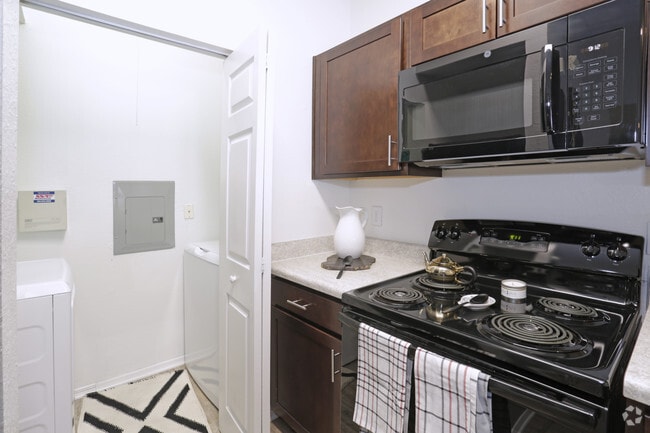 4HAB, 2BA - 1,128 ft² - The Bryn