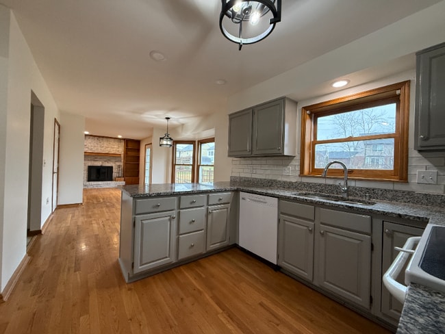 Photo - 10255 Cedarwood Dr